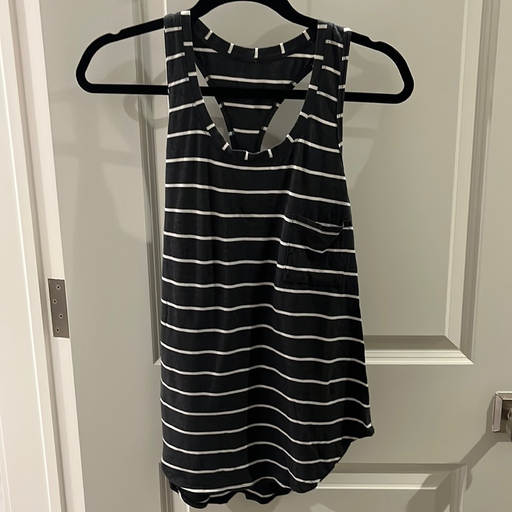 Lululemon Tank Top - 10